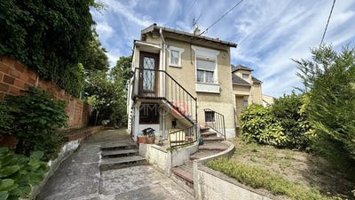/international/fr/48-avenue-montgolfier-livry-gargan-ile-de-france-310100360673/