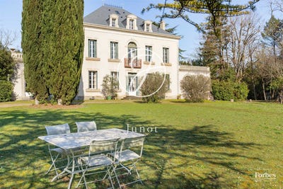/international/fr/castelnaudary-languedoc-roussillon-310106682237/