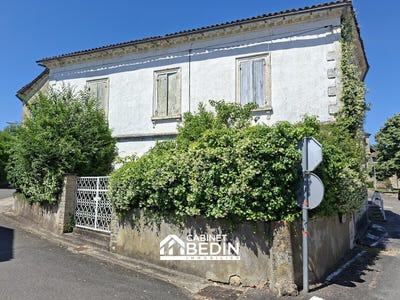 /international/fr/pujols-sur-ciron-aquitaine-310108321468/