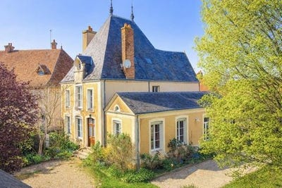 /international/fr/beaumont-sur-sarthe-pays-de-la-loire-310106997725/