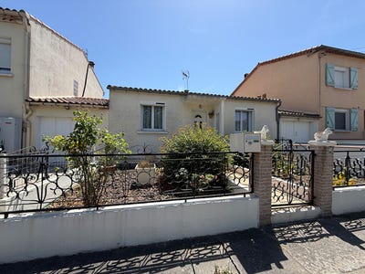 /international/fr/limoux-languedoc-roussillon-310109148359/