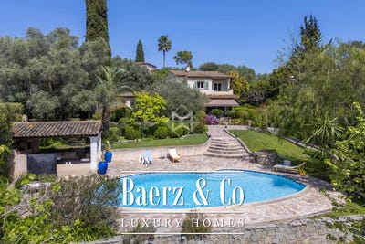 /international/fr/mougins-provence-alpes-cote-d-azur-310099546055/