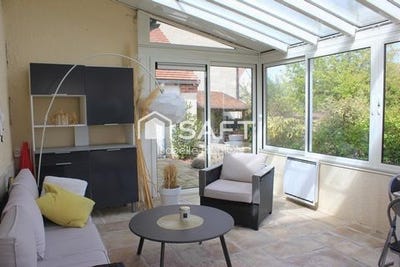 /international/fr/la-neuville-en-hez-picardie-310107299386/