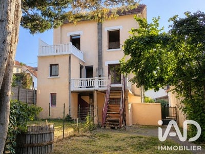 /international/fr/clermont-ferrand-auvergne-310108700065/