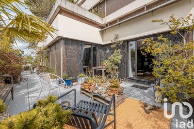 /international/fr/suresnes-ile-de-france-310100292713/