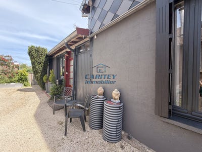 /international/fr/luxeuil-les-bains-franche-comte-310108928262/