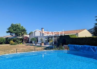 /international/fr/aulnay-charente-310100877824/