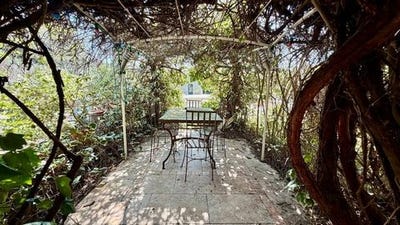/international/fr/vacqueyras-provence-alpes-cote-d-azur-310110075169/