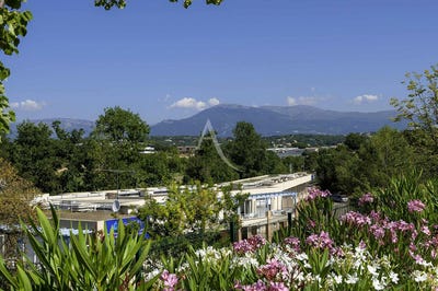 /international/fr/biot-provence-alpes-cote-d-azur-310107090834/