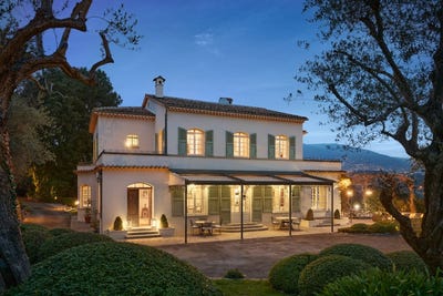 /international/fr/grasse-hh-15695630-grasse-provence-alpes-cote-d-azur-310100958348/?lang=fr