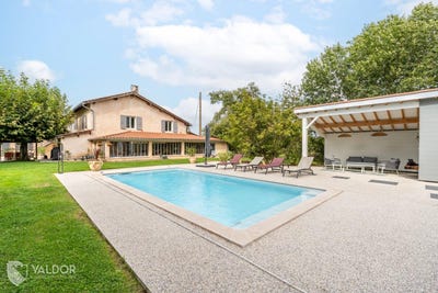 /international/fr/belleville-en-beaujolais-rhone-310097323743/?lang=en