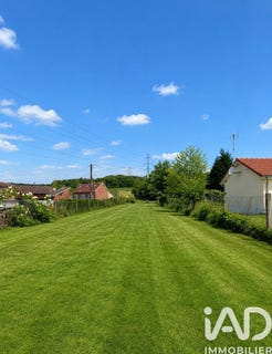 /international/fr/thiescourt-picardie-310108305995/