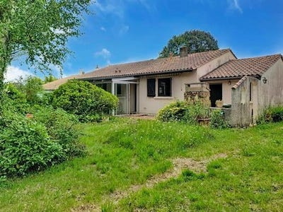 /international/fr/artigues-pres-bordeaux-aquitaine-310108927255/