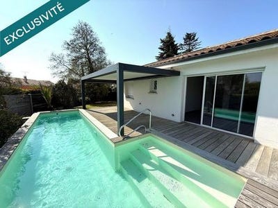 /international/fr/gujan-mestras-aquitaine-310108761631/
