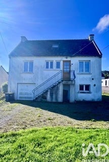 /international/fr/saint-caradec-brittany-310105249484/