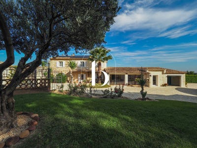 /international/fr/saint-victor-la-coste-languedoc-roussillon-310109098220/