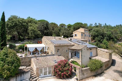 /international/fr/saint-michel-d-euzet-languedoc-roussillon-310106711713/
