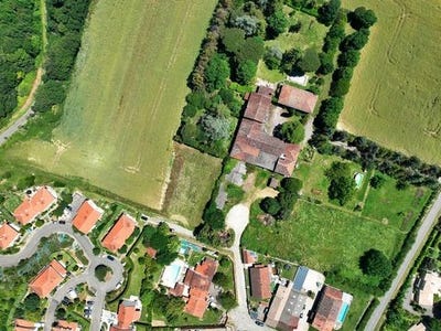 /international/fr/montbrun-lauragais-midi-pyrenees-310106778922/