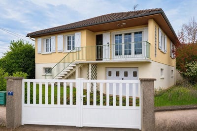 /international/fr/roches-premarie-andille-charente-310107921962/