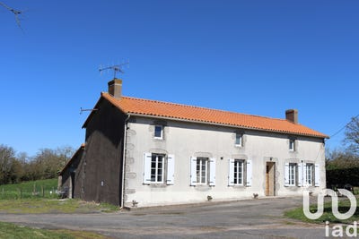 /international/fr/largeasse-charente-310100368373/