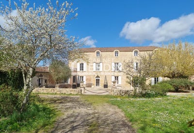 /international/fr/langon-centre-val-de-loire-310094616733/