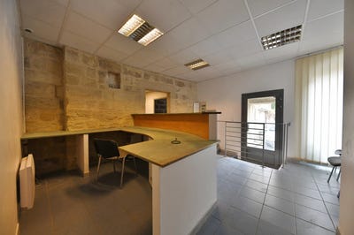 /international/fr/uzes-aquitaine-310102749246/