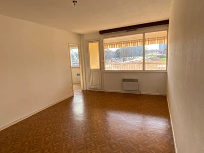 /international/fr/64-rue-de-la-loge-residence-les-lilas-71300-montceau-les-mines-montceau-les-mines-burgundy-310106115786/