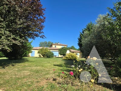 /international/fr/gourdon-midi-pyrenees-310109400738/