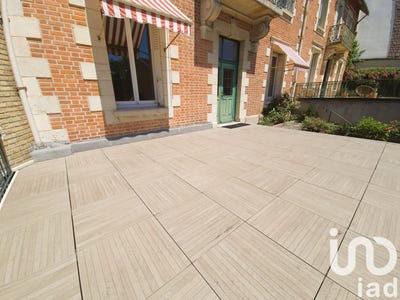 /international/fr/vichy-auvergne-310100540883/