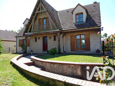 /international/fr/villeblevin-burgundy-310104426939/
