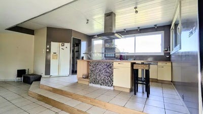 /international/fr/laslades-midi-pyrenees-310104796702/