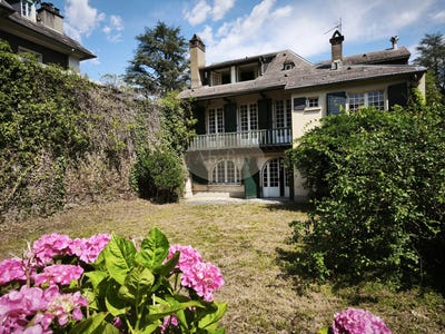 /international/fr/bagneres-de-luchon-midi-pyrenees-310107919801/