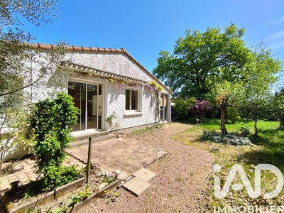 /international/fr/bressuire-charente-310107522570/
