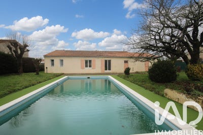 /international/fr/romegoux-charente-310106050900/