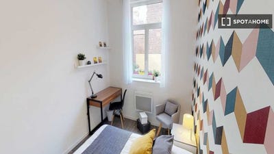 /international/fr/lille-calais-310108562656/