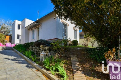 /international/fr/montigny-les-cormeilles-ile-de-france-310097872377/