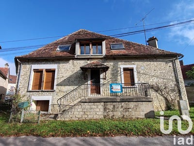/international/fr/epineuil-burgundy-310103024722/