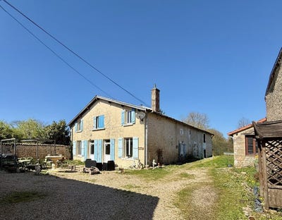 /international/fr/tillou-charente-310107651236/