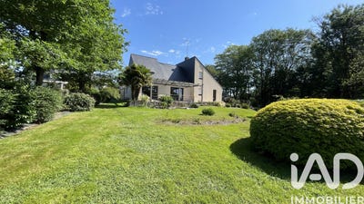 /international/fr/noyal-muzillac-brittany-310106966614/
