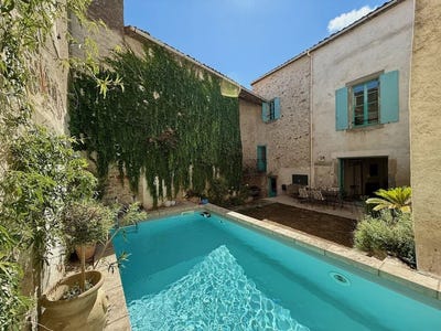 /international/fr/caunes-minervois-languedoc-roussillon-310119646938/