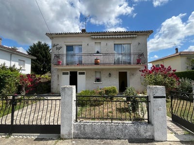 /international/fr/villeneuve-sur-lot-aquitaine-310108292354/