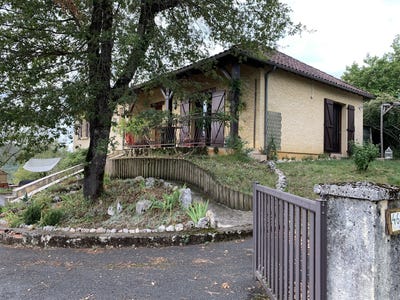 /international/fr/lachapelle-auzac-midi-pyrenees-310108899887/?lang=th