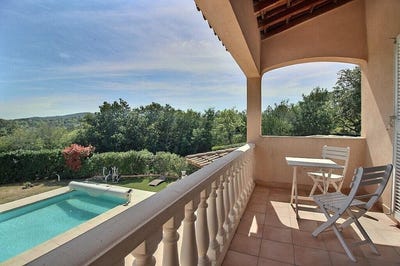 /international/fr/roquebrune-sur-argens-provence-alpes-cote-d-azur-310101472814/