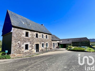 /international/fr/saint-caradec-brittany-310099655215/?lang=en