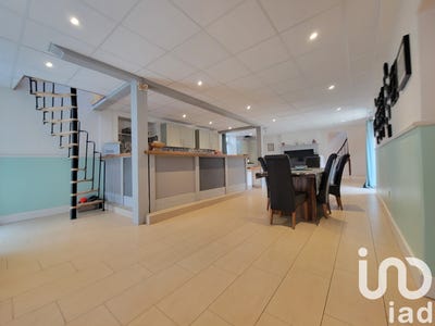 /international/fr/mouilleron-saint-germain-pays-de-la-loire-310099314414/