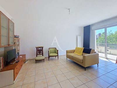 /international/fr/avrille-pays-de-la-loire-310109739269/