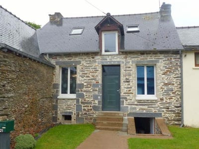 /international/fr/la-gacilly-la-gacilly-brittany-310098792348/