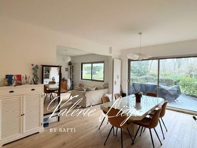 /international/fr/maisons-laffitte-ile-de-france-310098770307/