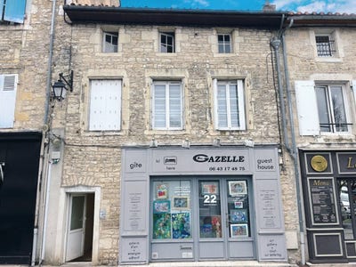 /international/fr/ruffec-charente-310107709373/