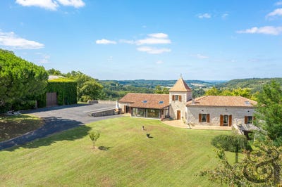 /international/fr/castella-aquitaine-310099840721/